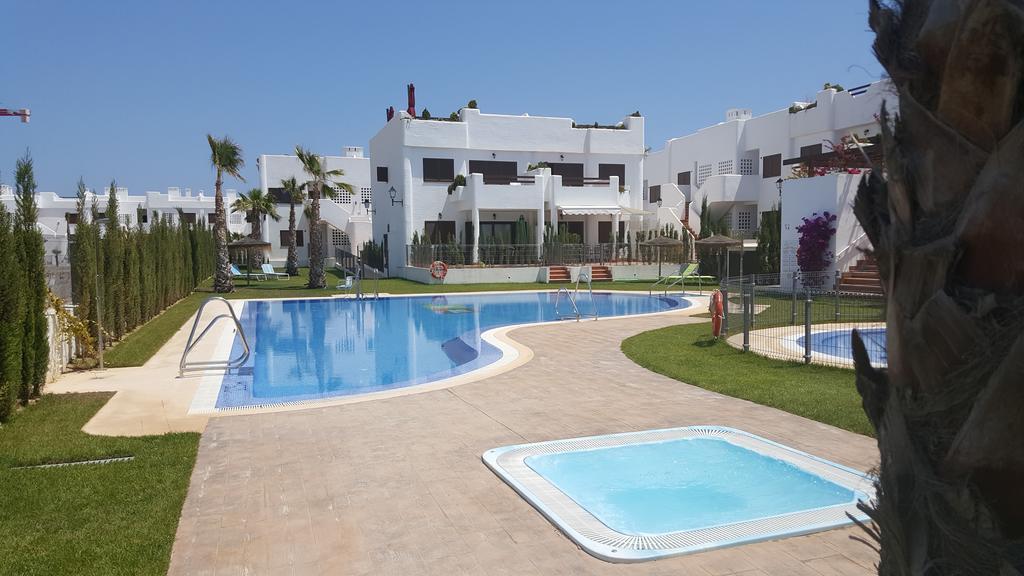 Apartment Mar De Pulpi Las Azaleas Сан-Хуан-де-лос-Террерос Экстерьер фото
